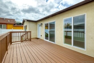 1072 Jefferson Ave in Chula Vista, CA - Building Photo - Building Photo