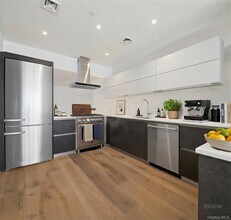 128 W 26th St in New York, NY - Building Photo - Building Photo