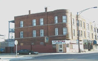 3534 W Armitage Ave in Chicago, IL - Building Photo