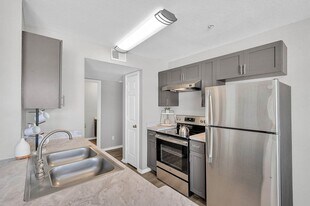 The Parker Apartment Homes in Edmond, OK - Building Photo