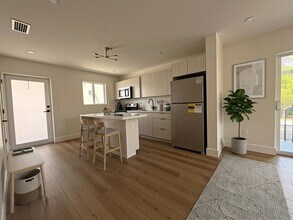 1910 SW 17th Ave in Miami, FL - Building Photo - Building Photo