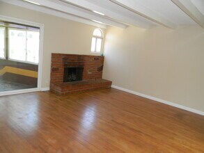 1333 E Orange Grove Ave in Orange, CA - Building Photo - Building Photo