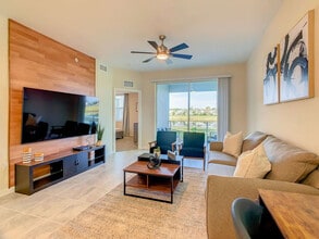 3151 Paradox Cir in Kissimmee, FL - Building Photo - Building Photo
