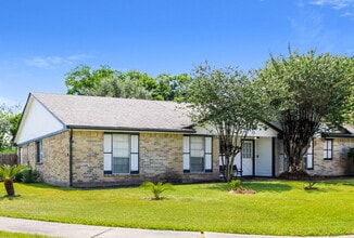 3819 Old Post Rd in Houston, TX - Building Photo - Building Photo