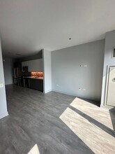 1025 W Addison St in Chicago, IL - Foto de edificio - Building Photo