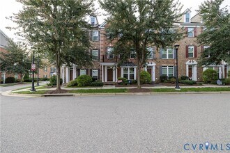 1903 Old Brick Rd in Glen Allen, VA - Building Photo - Building Photo