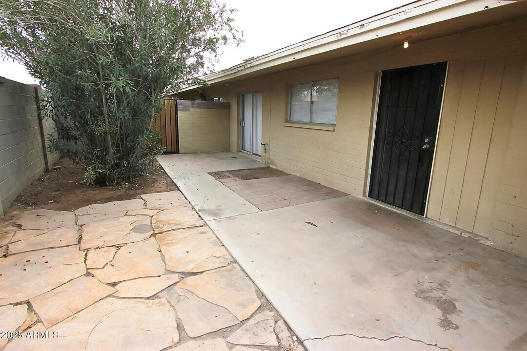 34 W 7th St in Mesa, AZ - Building Photo