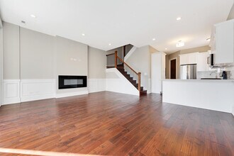 2518 W Division St in Chicago, IL - Building Photo - Building Photo