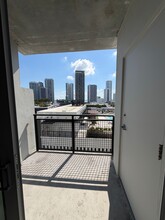 237 NE 33rd St, Unit A in Miami, FL - Building Photo - Building Photo