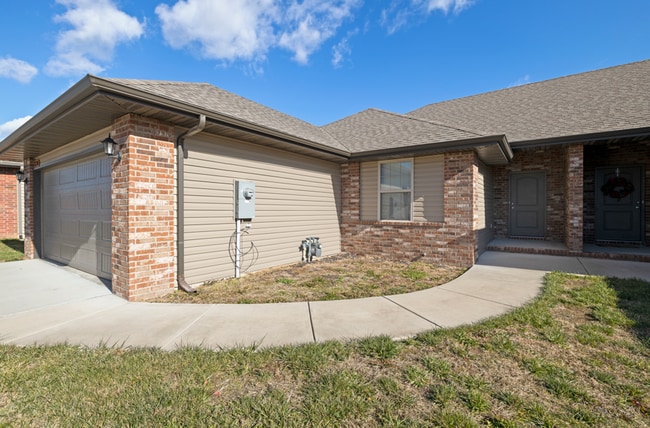 property at 1339 S Normandy Ave