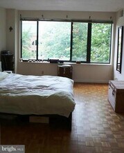 1077 30th St NW in Washington, DC - Building Photo - Building Photo
