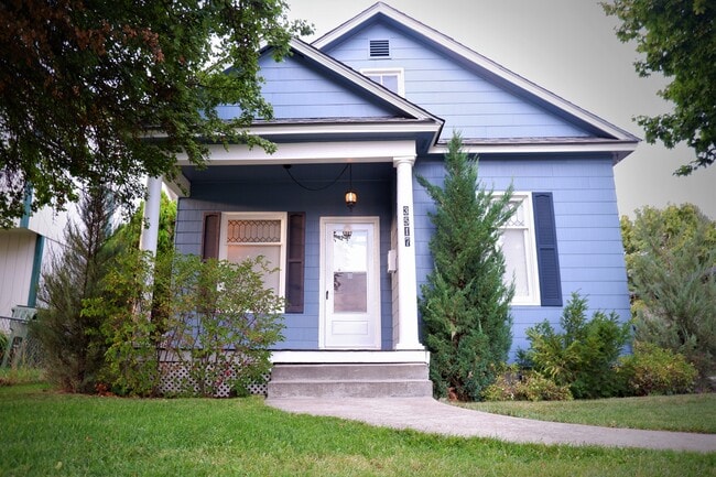 property at 3517 E 32nd Ave