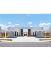 7 Northwestern Ave in McAllen, TX - Building Photo