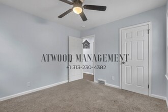 This beautifully updated 3-bedroom, 1-bath single-family home is ready for move-in! in Detroit, MI - Building Photo - Building Photo