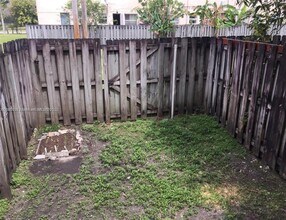 231 NW 84th Terrace in Miami, FL - Building Photo - Building Photo
