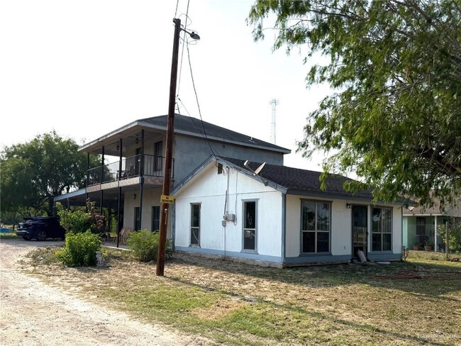property at 5501 N Moorefield Rd