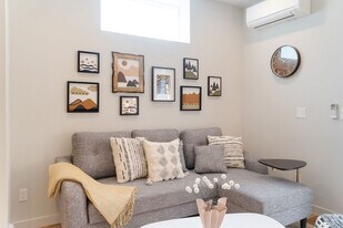 4424 Burke Ave N, Unit SI ID1035993P in Seattle, WA - Building Photo