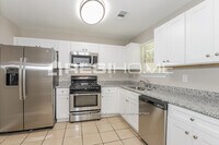 2264 Creekview Trail photo'