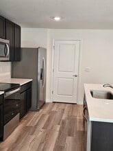 8415 Clearway Dr in Wildwood, FL - Foto de edificio - Building Photo