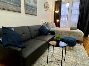 310 E 103rd St in New York, NY - Building Photo - Building Photo