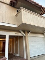 34054 Mazo Dr in Dana Point, CA - Building Photo