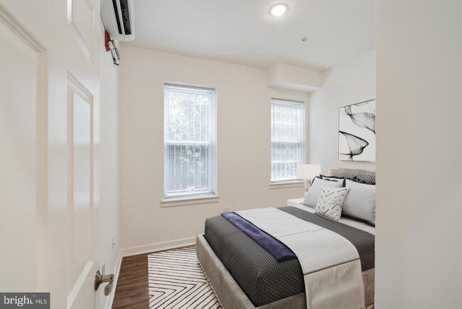 property at 407 S 42nd St