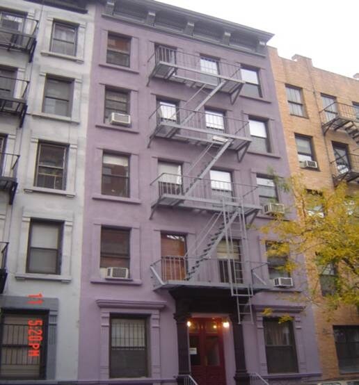 227 W 15th St in New York, NY - Building Photo - Building Photo