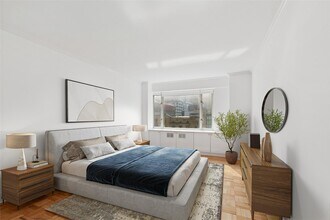 166 E 63rd St in New York, NY - Building Photo - Building Photo