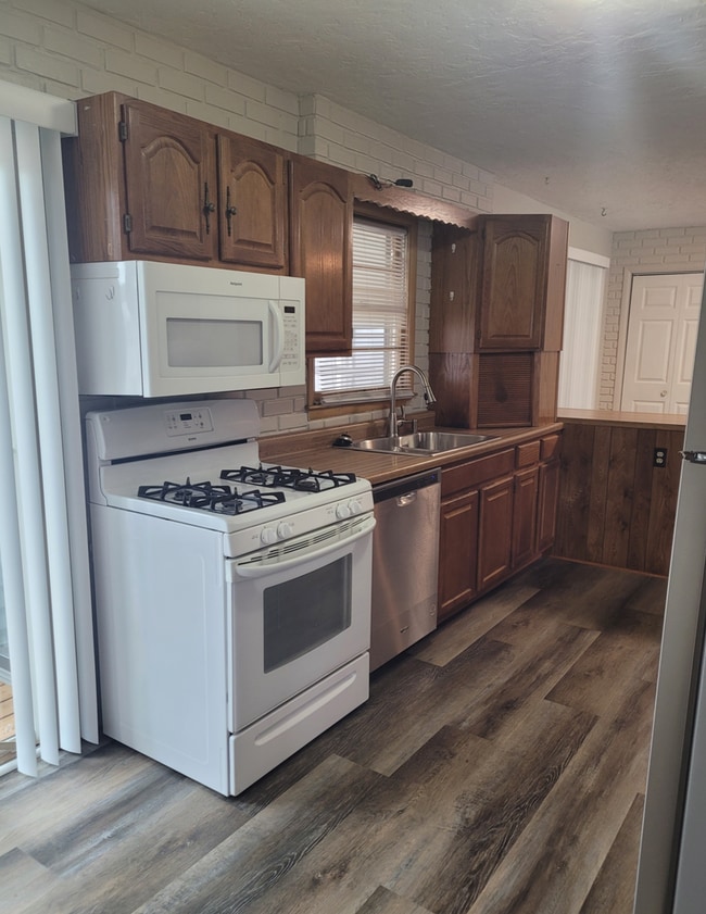 property at 210 E 23rd Ave