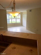 12870 Vista Isles Dr-Unit -Apt 517 in Plantation, FL - Building Photo - Building Photo