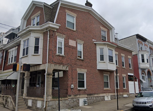 property at 501 W Turner St