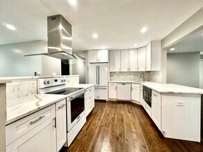 2543 William Ave in Glenview, IL - Building Photo - Building Photo