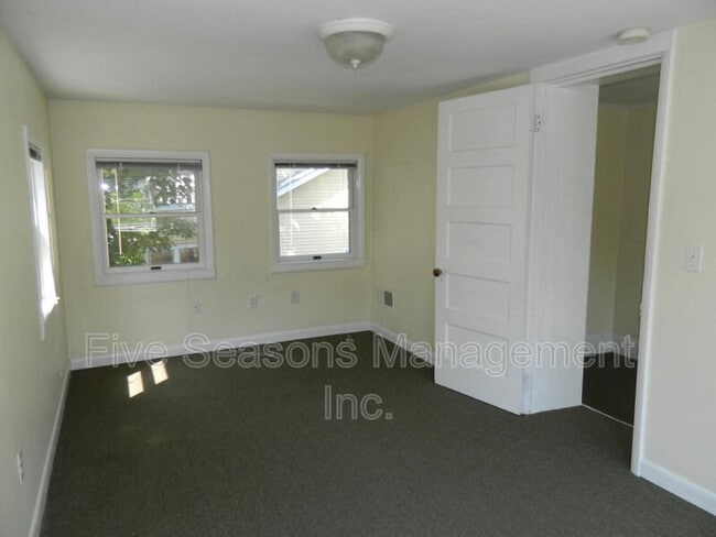 70-74 Adams St in Burlington, VT - Building Photo - Building Photo