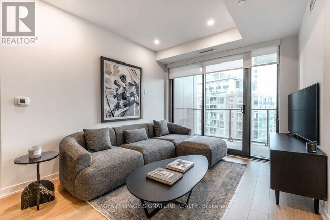 35 Parliament St in Toronto, ON - Building Photo - Building Photo