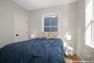 23 Berkshire St, Unit 2 in Cambridge, MA - Foto de edificio - Building Photo