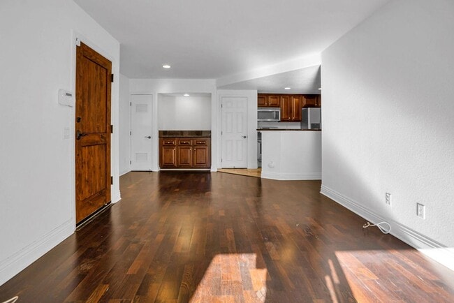 3965 Nobel Dr in San Diego, CA - Building Photo - Building Photo