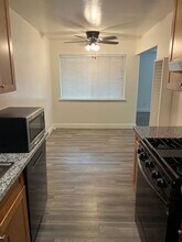 1911 Wildwood Way in Roseville, CA - Building Photo - Building Photo