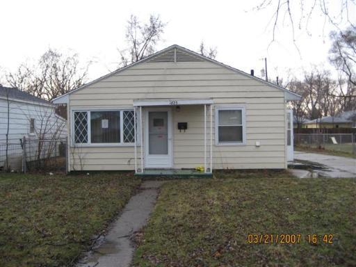 1823 Overdene Ave in Rockford, IL - Building Photo