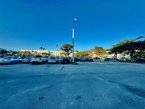 14830 Naranja Lakes Blvd in Homestead, FL - Building Photo - Building Photo
