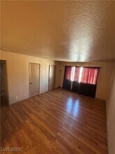 506 Mckellar Cir in Las Vegas, NV - Building Photo - Building Photo