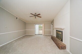 5722 Ballenmoor Dr in Memphis, TN - Building Photo - Building Photo