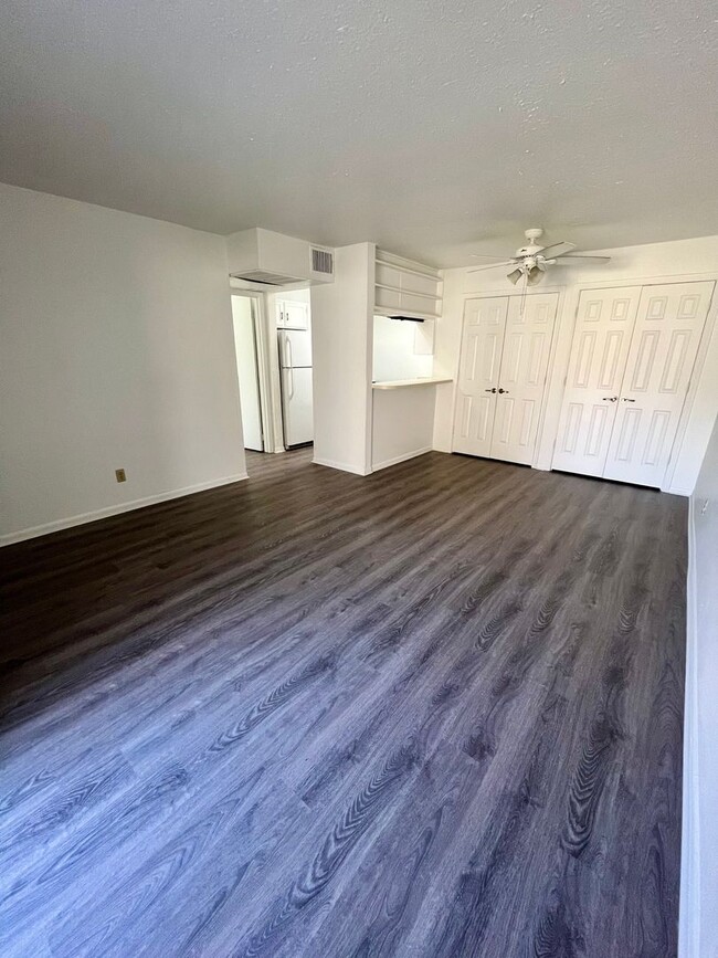Town Creek Village in Stephenville, TX - Building Photo - Building Photo
