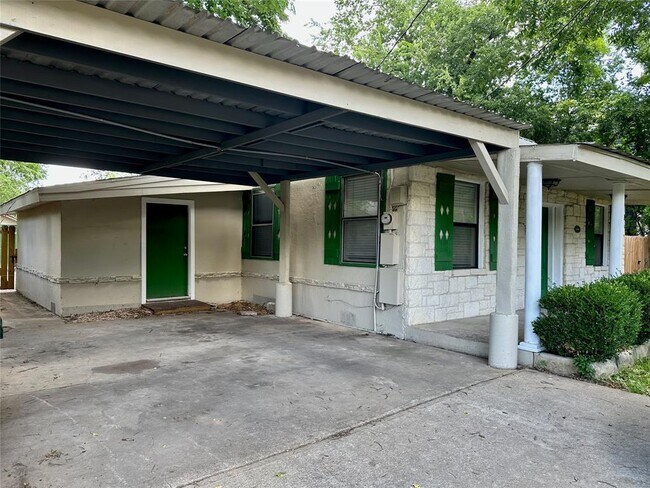 1404 Forest St in Georgetown, TX - Building Photo - Building Photo