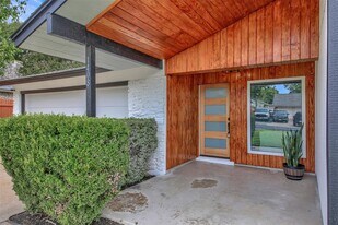 1408 Fairfield Dr in Austin, TX - Building Photo