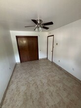 2027 Willow Park Rd in Bethlehem, PA - Building Photo - Building Photo