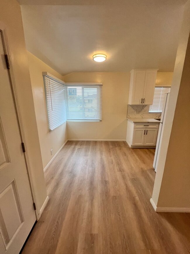 213-223 Wolff St in Oxnard, CA - Building Photo - Building Photo