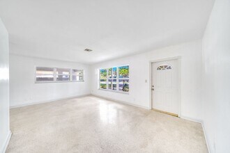 209 SW 18th Ave in Fort Lauderdale, FL - Building Photo - Building Photo