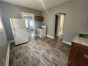 3443 Regent Rd in Cleveland, OH - Building Photo - Building Photo