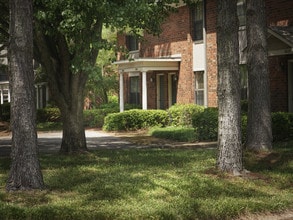 MONTICELLO in Memphis, TN - Foto de edificio - Building Photo