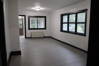 605 E River Ave in Ladysmith, WI - Building Photo - Building Photo